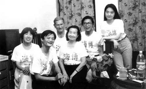眾多大佬的首份工作是什么?看完后你應(yīng)該學(xué)會堅持了