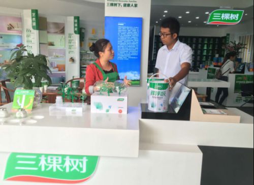 三棵樹“健康+首席呼吸官”走訪廣西欽州專賣店