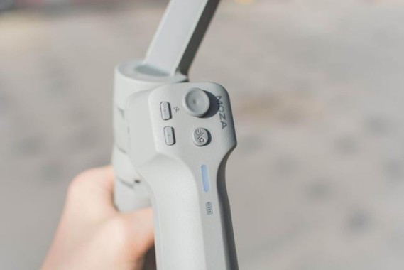 新推出的Mini-MX手機穩(wěn)定器吸引了我的眼球，研究下