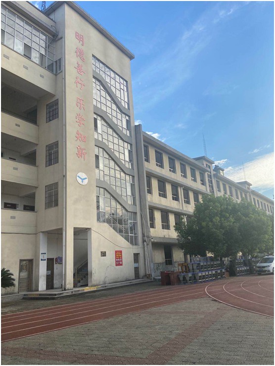 林德漆走進(jìn)浠水縣重點(diǎn)實驗小學(xué) 煥發(fā)校園新活力